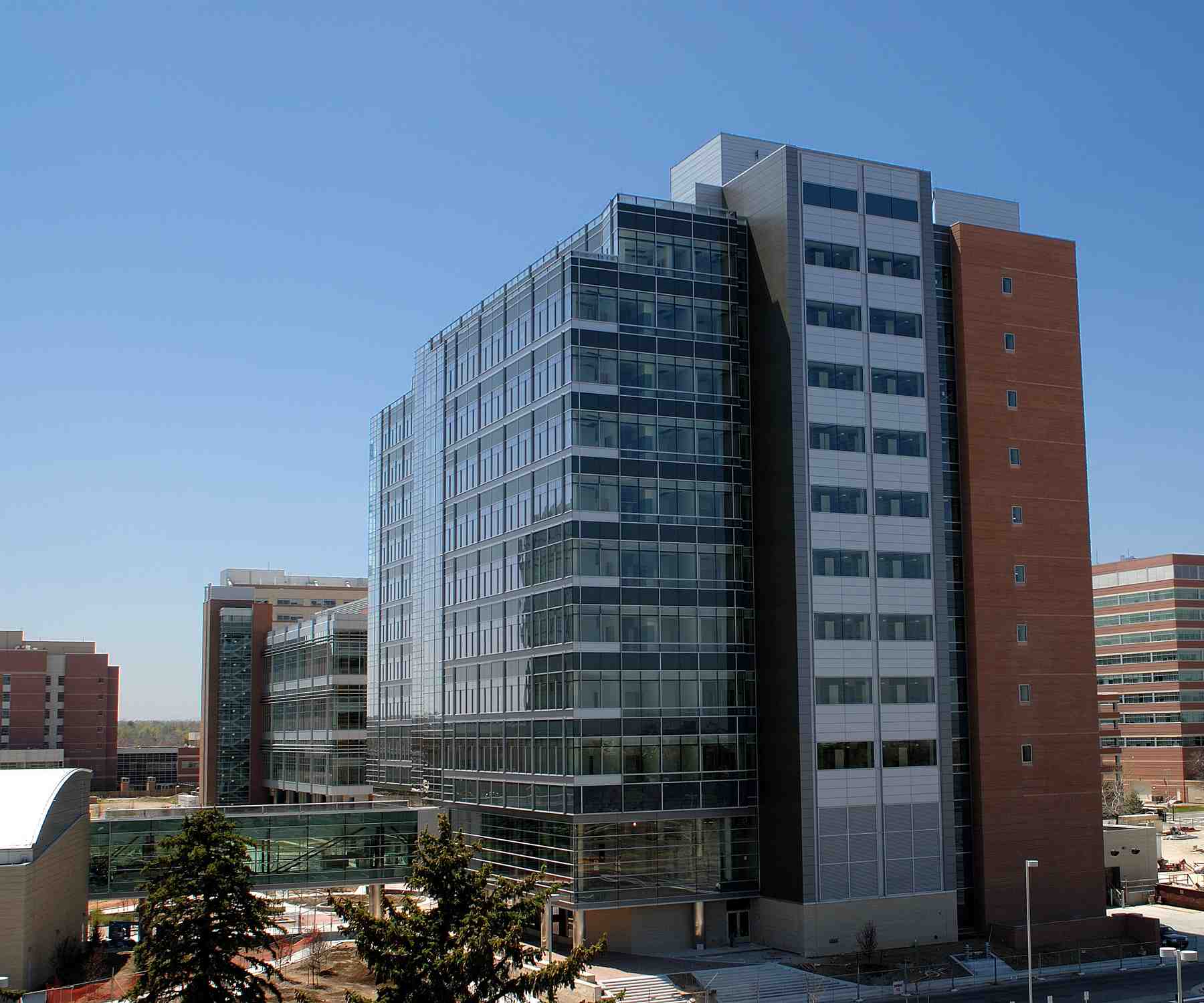 Wausau's HRX curtainwall system